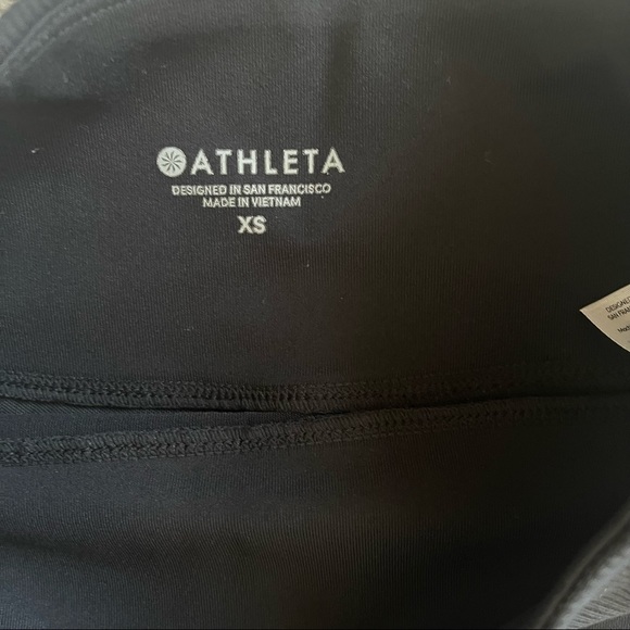 Athleta Excursion Hybrid 9" Black Biker Shorts XS - Picture 8 of 9